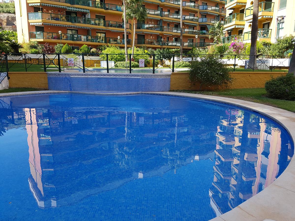 Habitaciones Bajondillo ตอร์เรโมลิโนส ภายนอก รูปภาพ